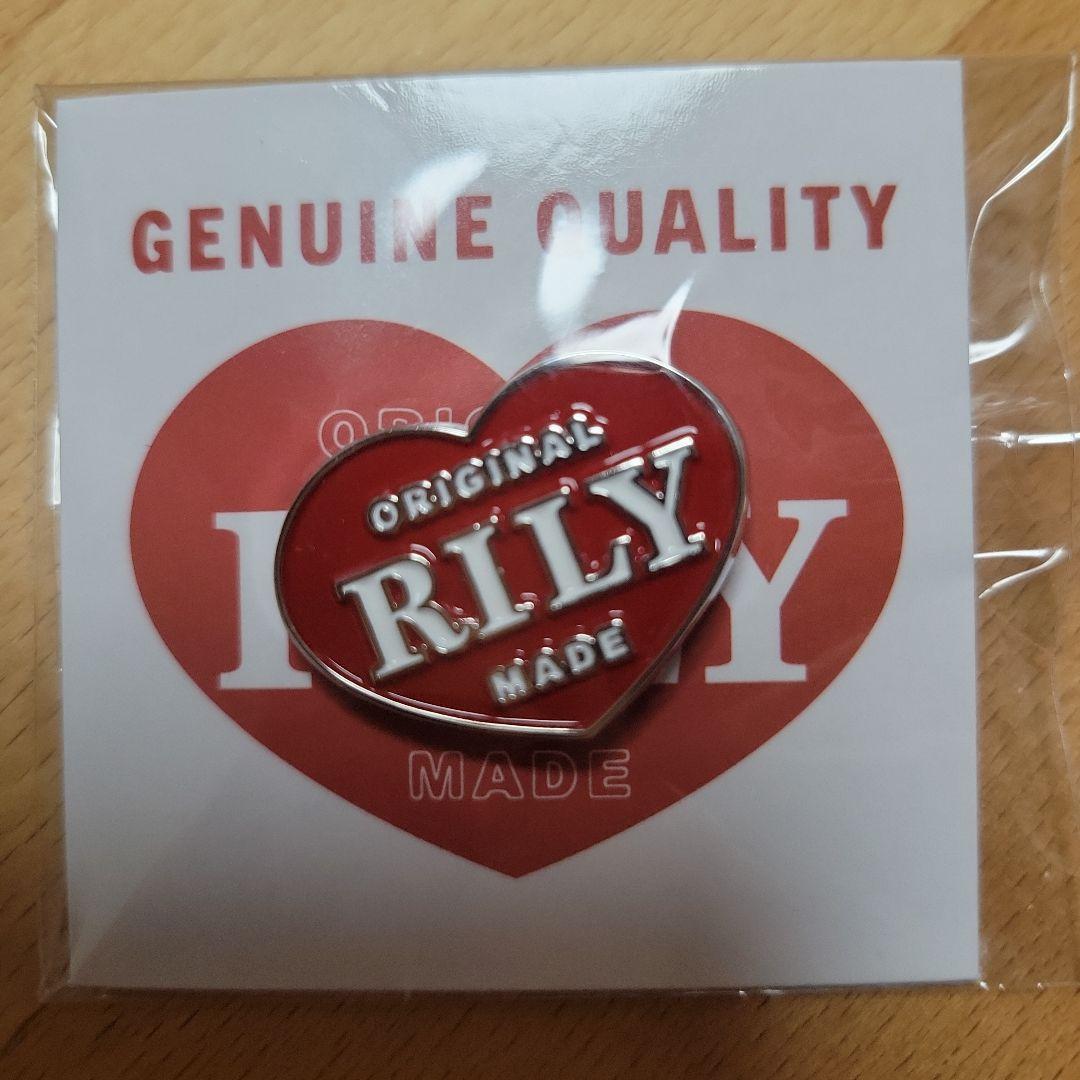 今市隆二 RILY ベージュショルダーバッグとバンダナとピンバッチの3点