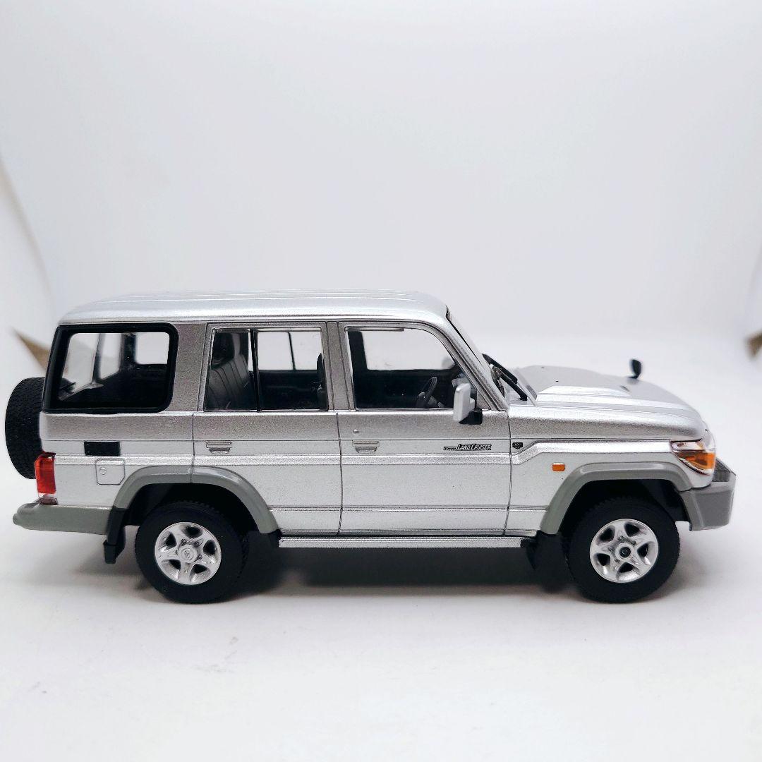 トヨタ - TOYOTA ランドクルーザー70 ディーラー非売品 カラーサンプル