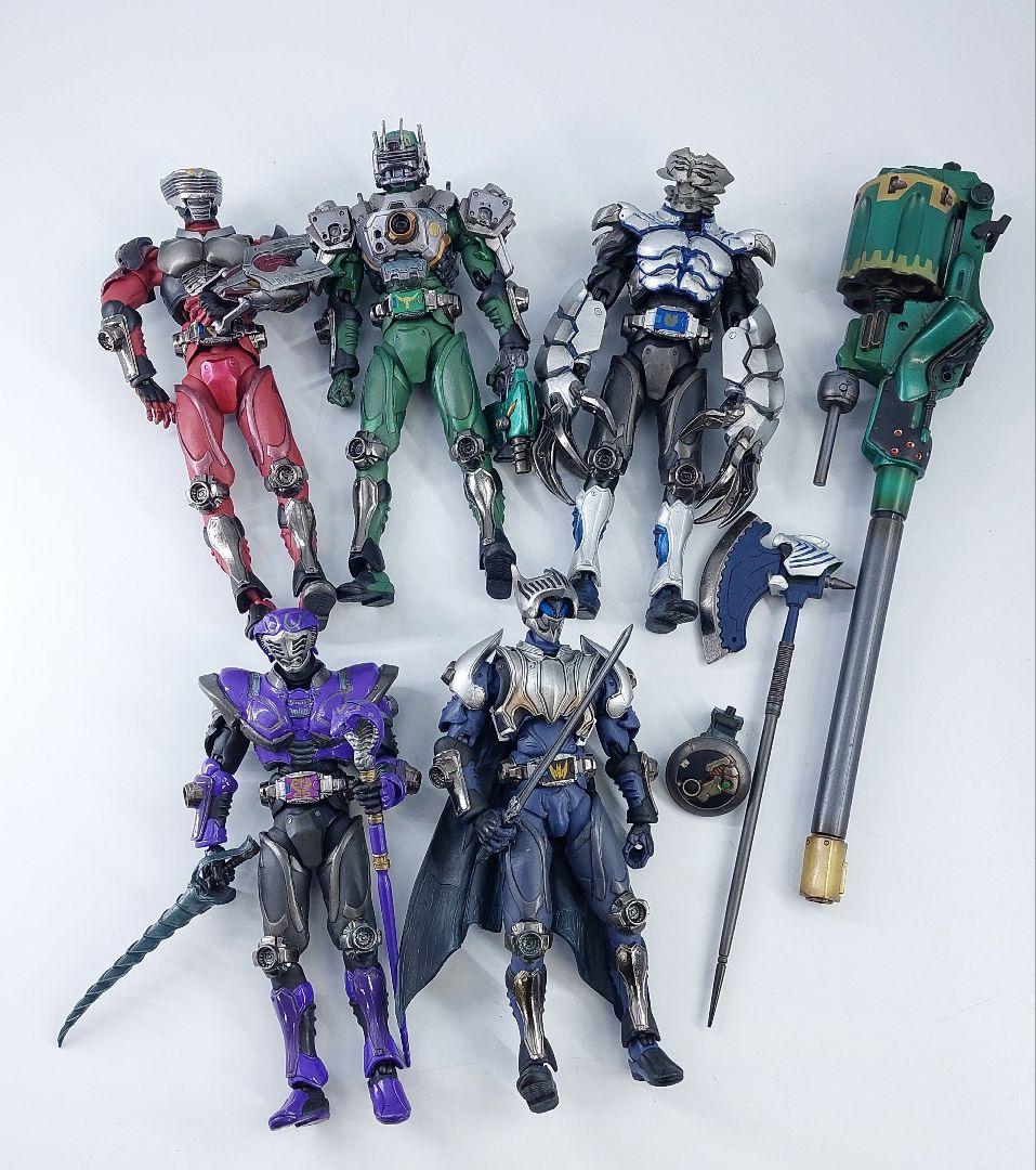 S.I.C. 仮面ライダー龍騎 ナイト 王蛇 タイガ ゾルダ 5体 まとめ売り