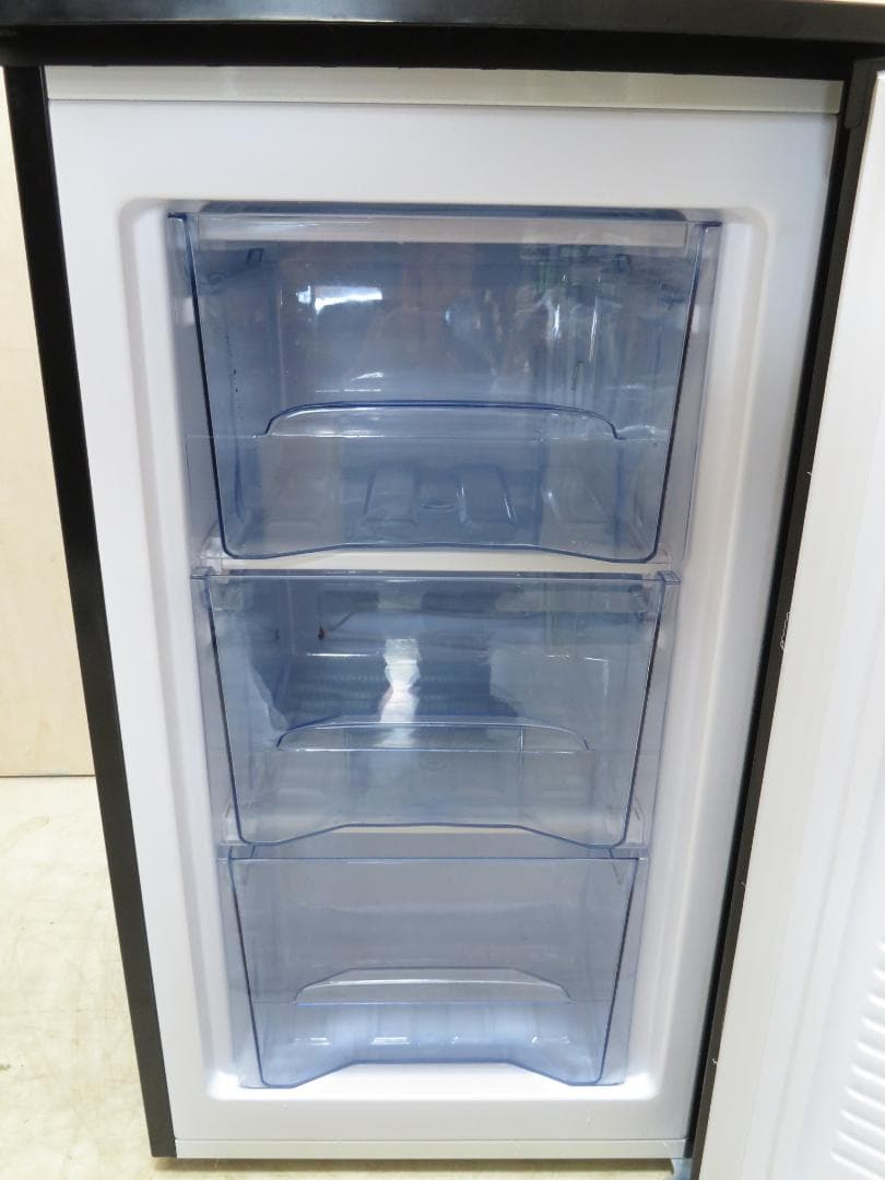 アイリスオーヤマ 2022年製 1ドア 冷凍庫 60L IUSD-6B-B