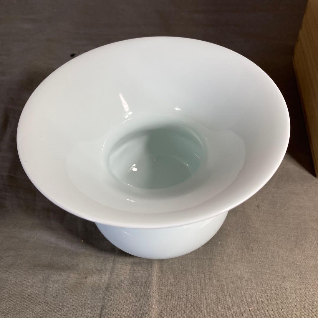 【中村清六】白磁の伝統　日本の名窯　重要無形文化財　中村清六作　白磁　花瓶