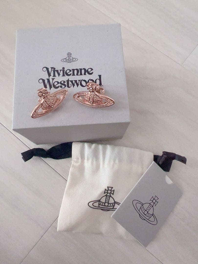 ヴィヴィアンウエストウッド ピンクゴールドピアス ヴィヴィアン