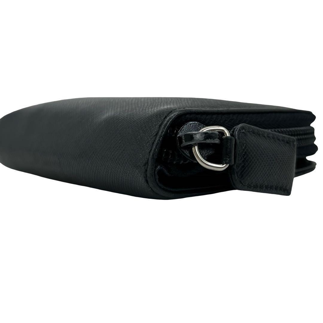 希少✨プラダ 二つ折り財布 三角ロゴ サフィアーノレザー ファスナー ブラック