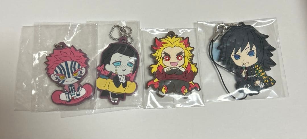 鬼滅の刃 繋がるアクリルスタンド Avail 義勇