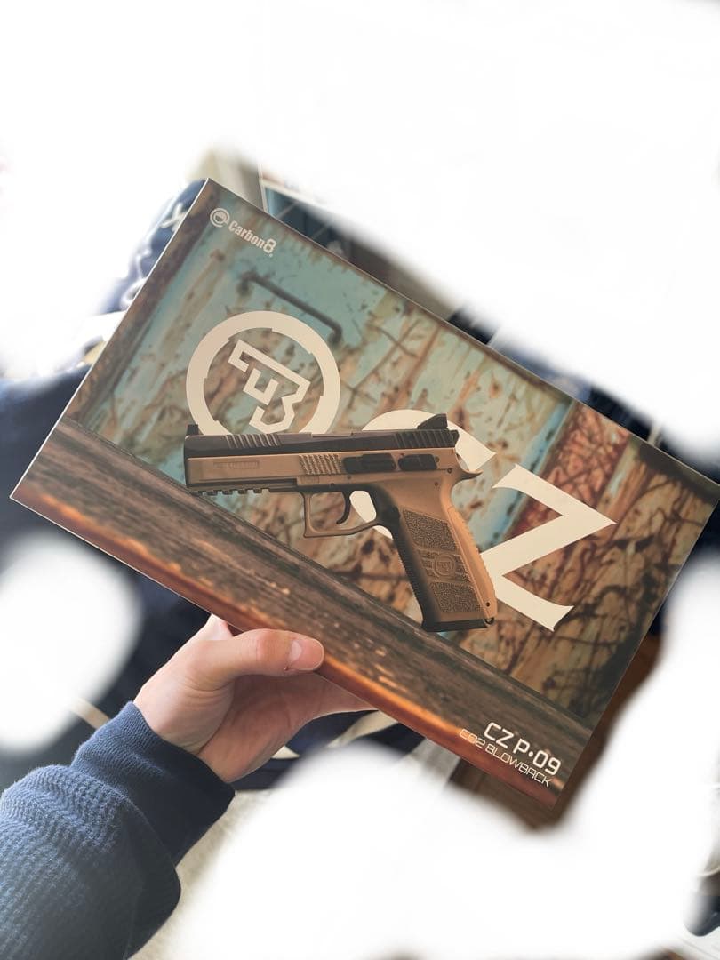 Carbon 8 CZ P-09 ガスガン タンカラー