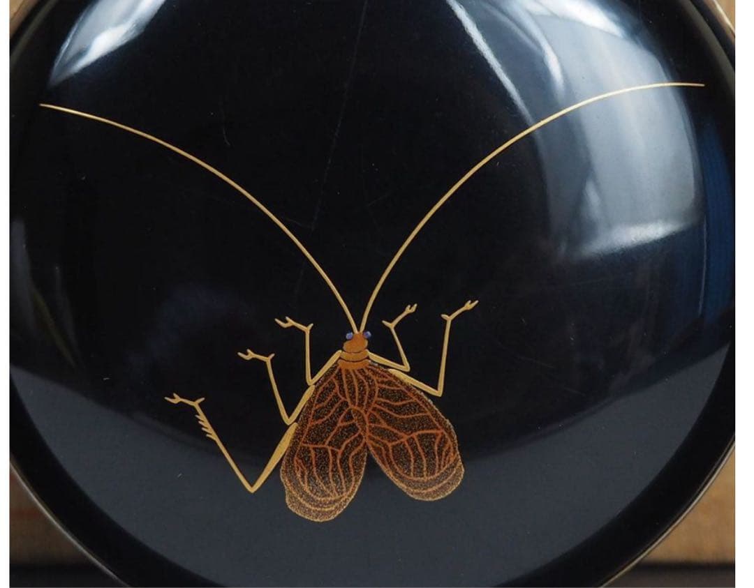 送料無料 漆芸の名工『池田峰志」造 銀縁蒔絵 鈴虫香合 共箱