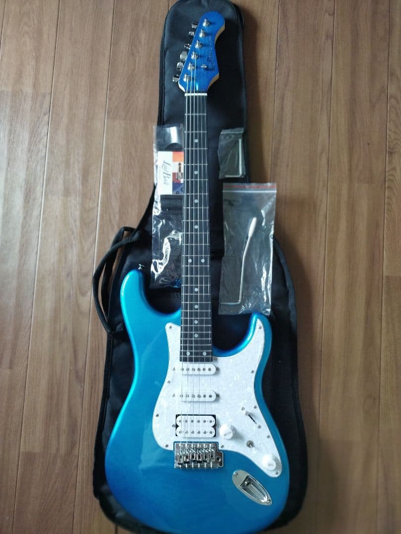 エレキギター Laid Back LST-5Rブルー