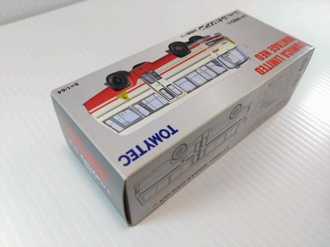 トミカリミテッドヴィンテージネオ LV-N60a ニッサン シビリアン