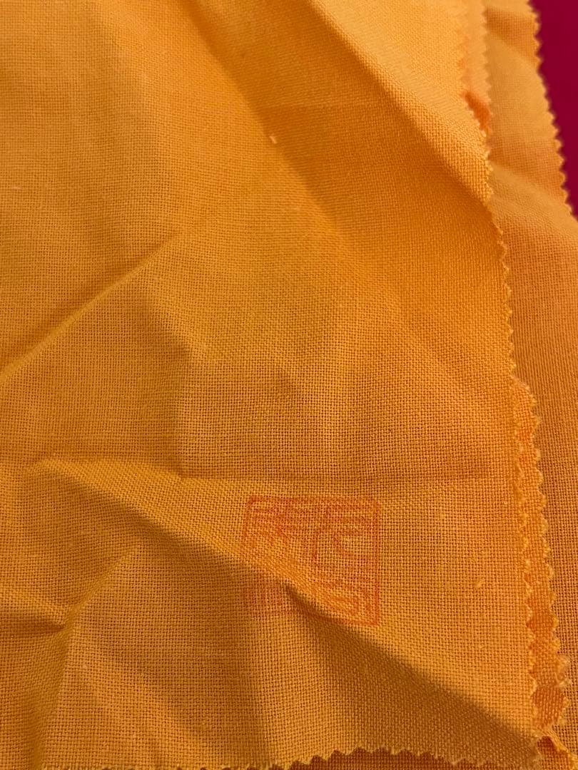 人間国宝 錦山窯三代 吉田美統『釉裏金彩 芙蓉文 飾皿』Y38