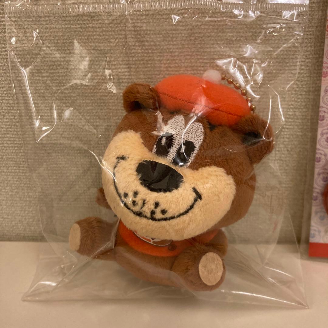 A&Wのクマ ぬいぐるみとキーホルダーセット - メルカリ