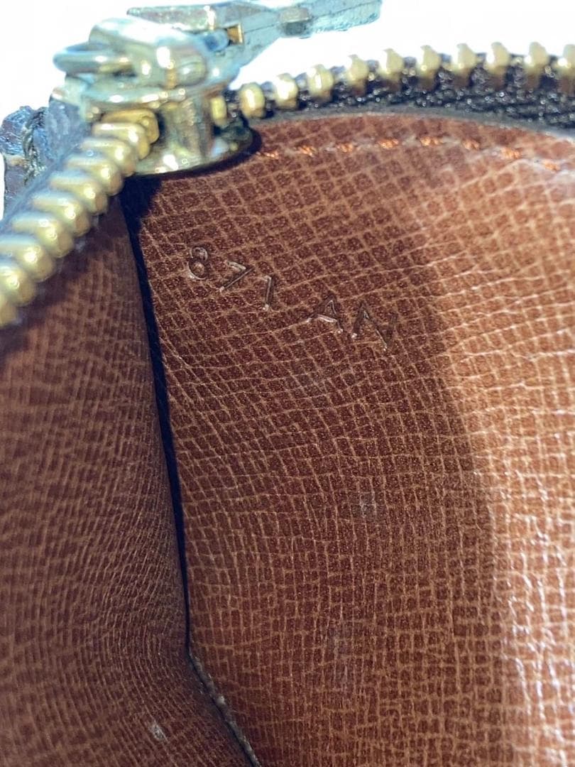 ルイヴィトン ケース エテュイクレピア M0818a