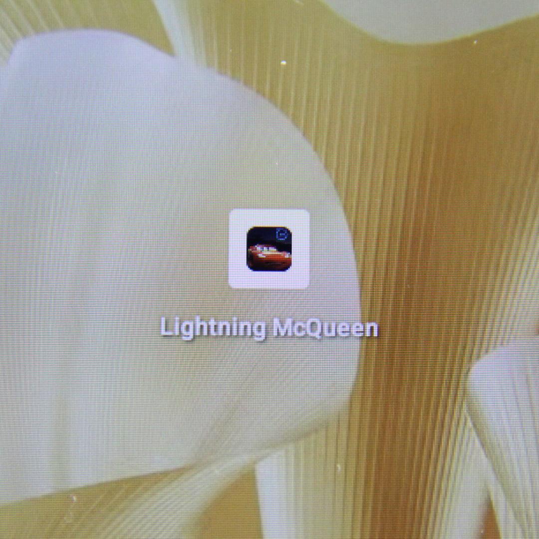 Ultimate Lightning McQueen＆タブレット【セット販売】