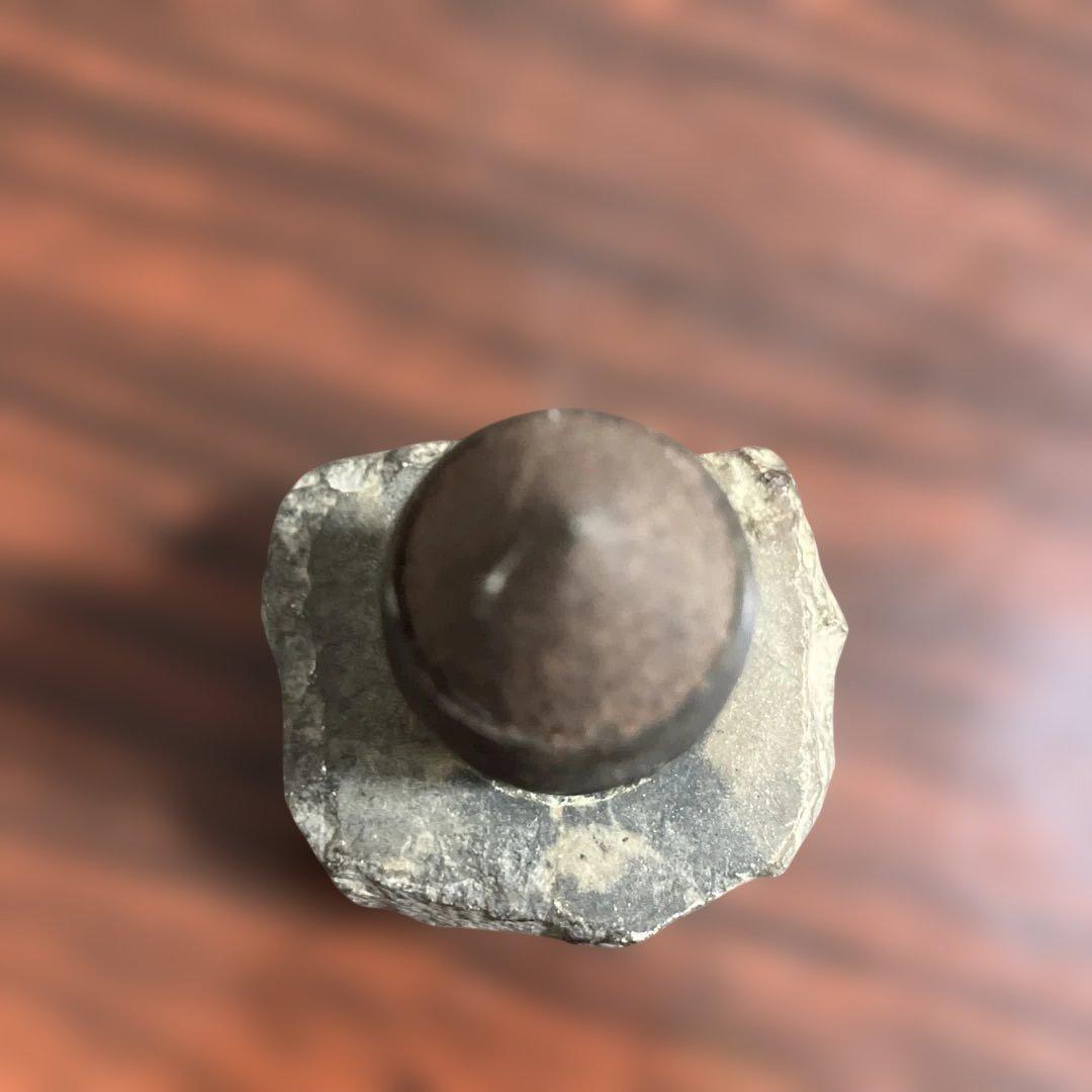 1-195)大正天皇即位記念 砲弾型置物 石の台座付き 1915年 - メルカリ