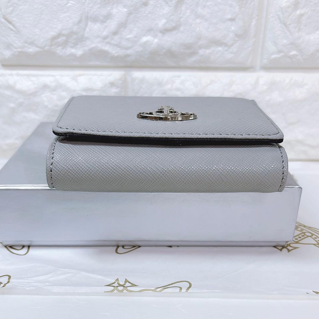 ショッパー付き】新品 ヴィヴィアン・ウエストウッド 三つ折り財布