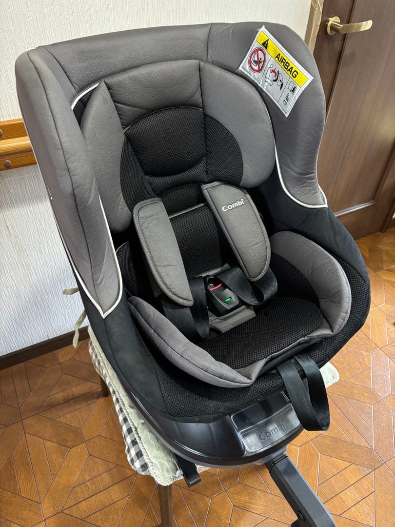 Combi　コンビ　チャイルドシートISOFIX　CG-CIG 幌なしタイプ
