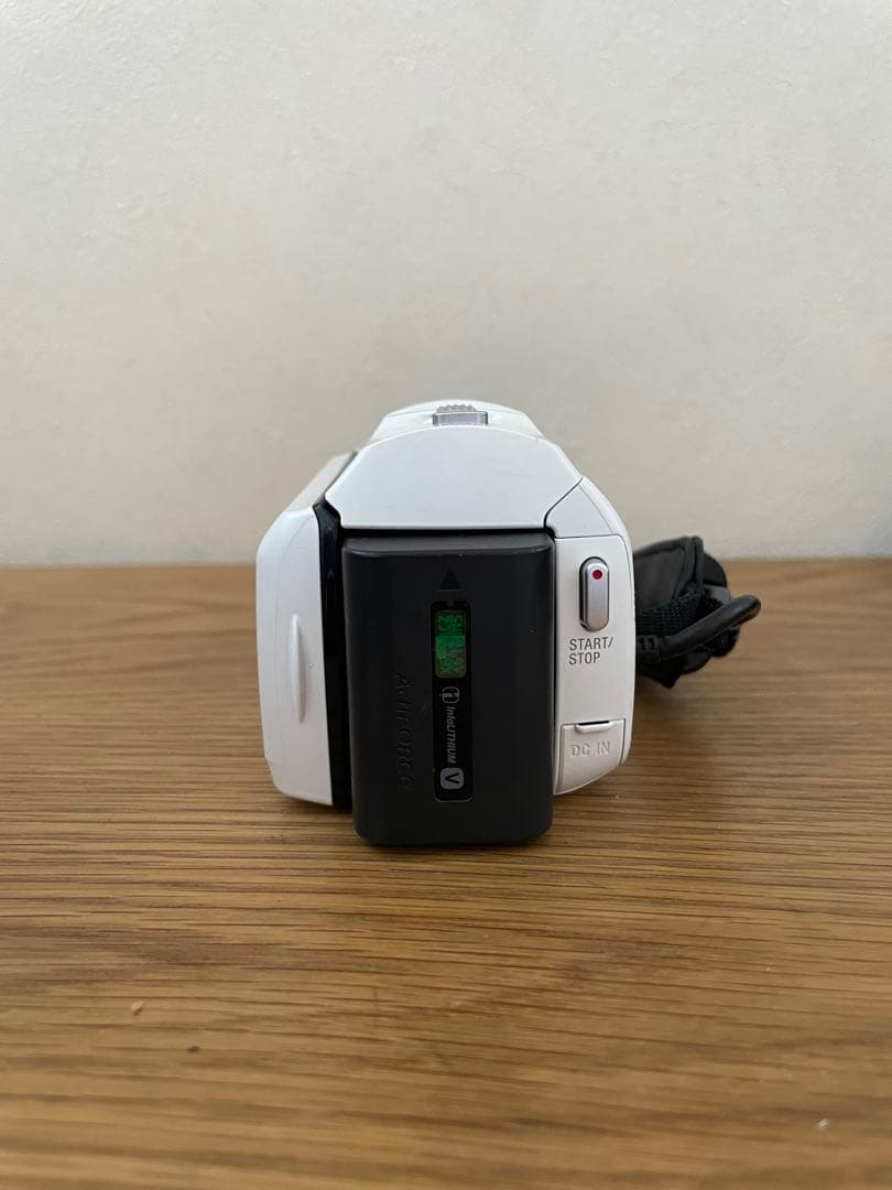 SONY（ソニー）　ビデオカメラ　HDR-PJ675 外箱有り