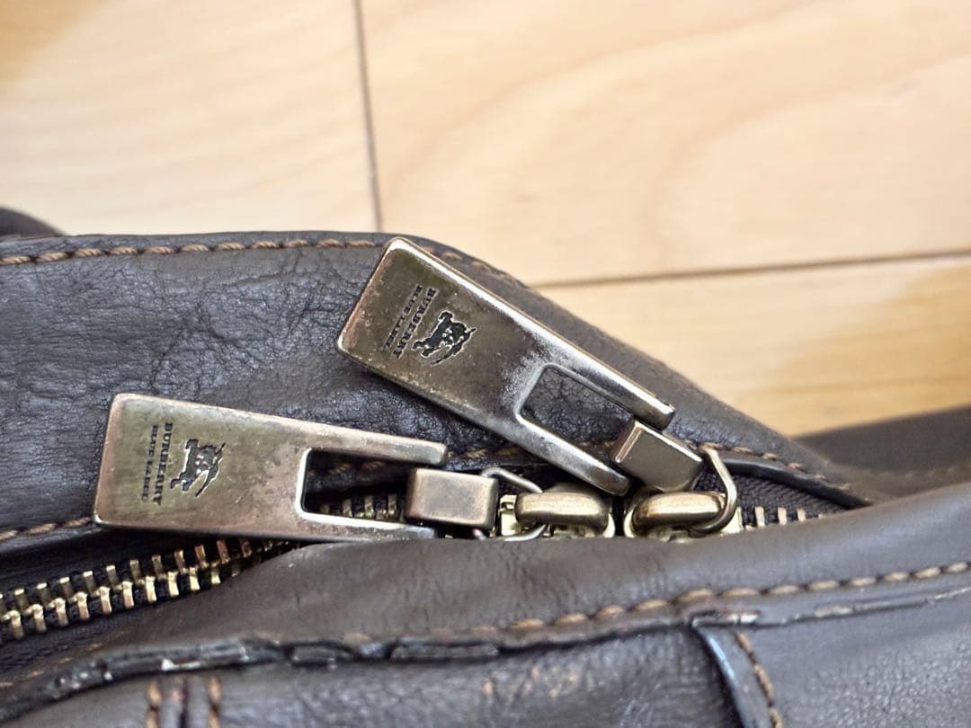 BURBERRY BLUE LABELレザー ショルダーバッグ