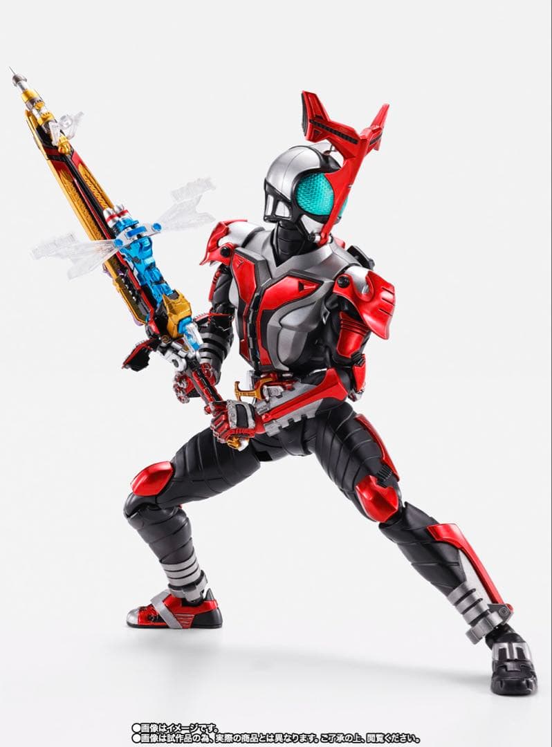 S.H.Figuarts 真骨彫製法 仮面ライダーカブト ハイパーフォーム