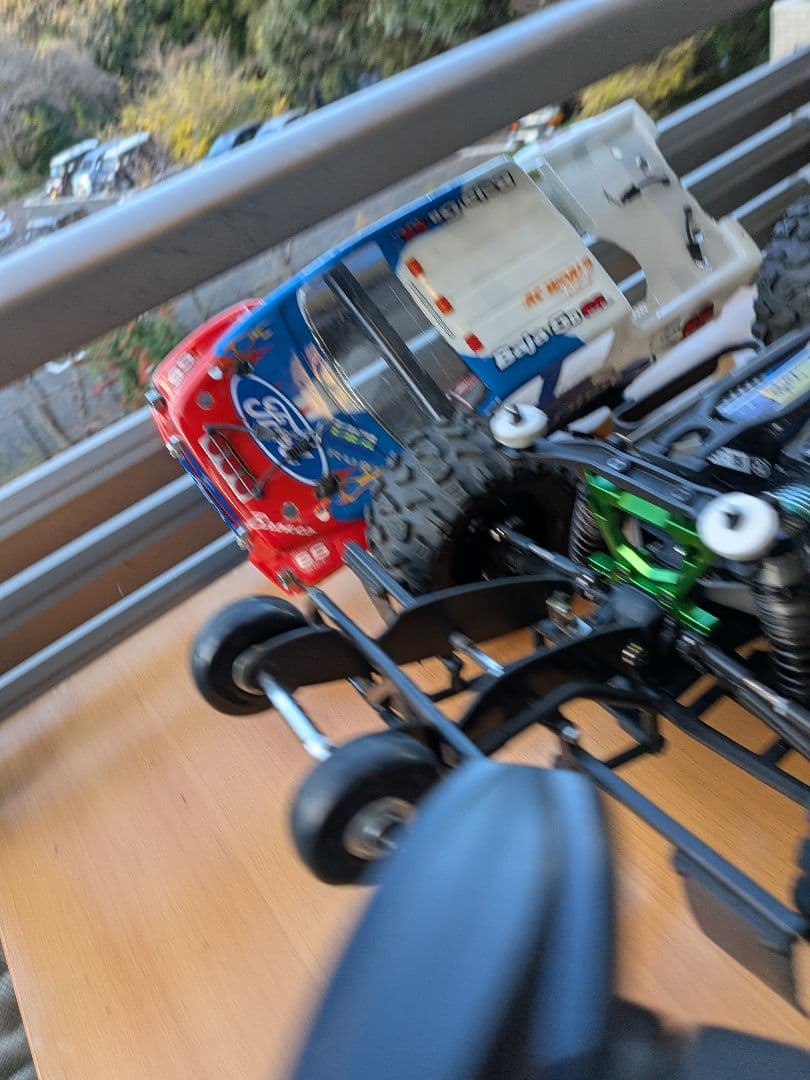 トラクサス SCT 4WD オプションパーツ付き プロポも付きます