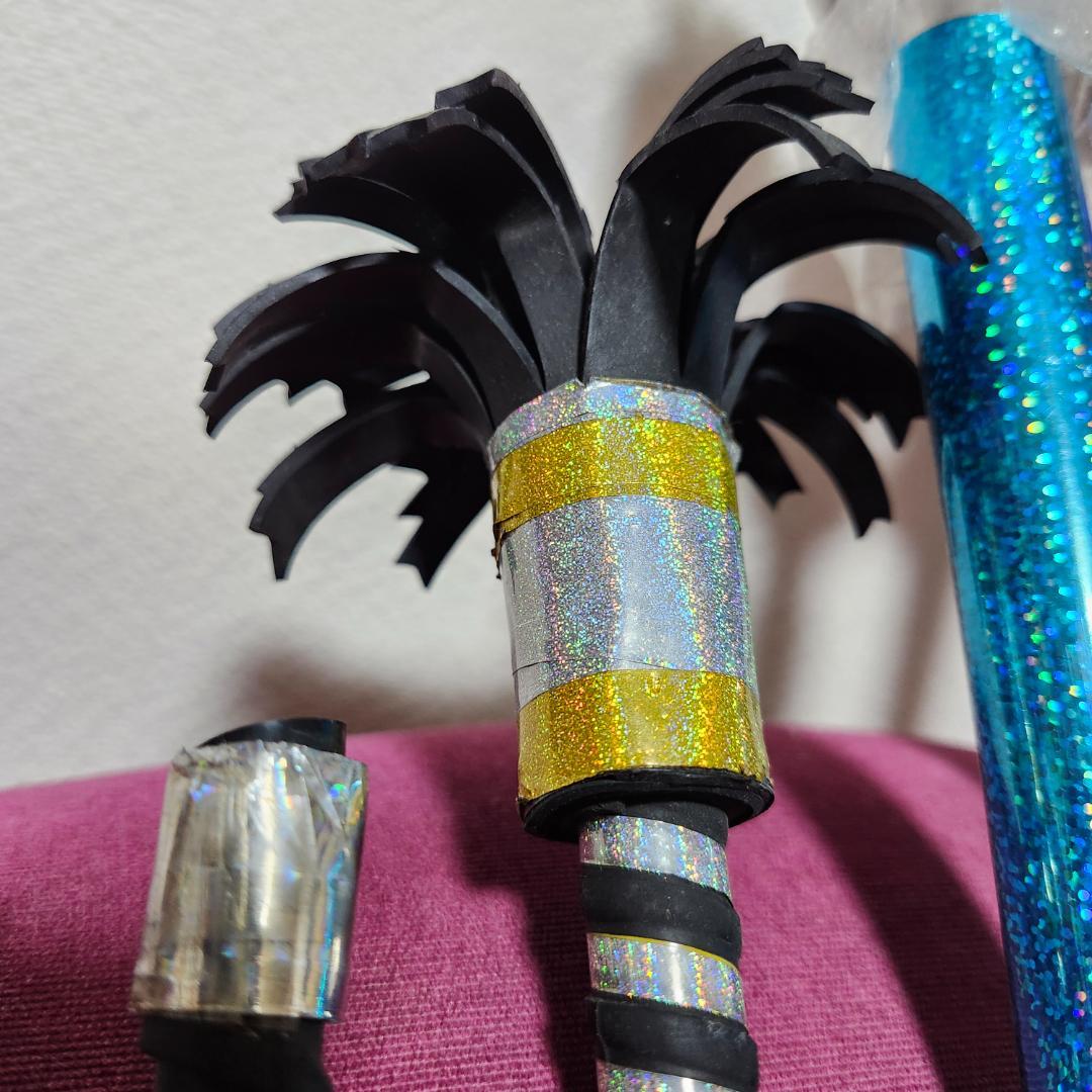 ファイアーデビルスティック3本とデビルスティック2本