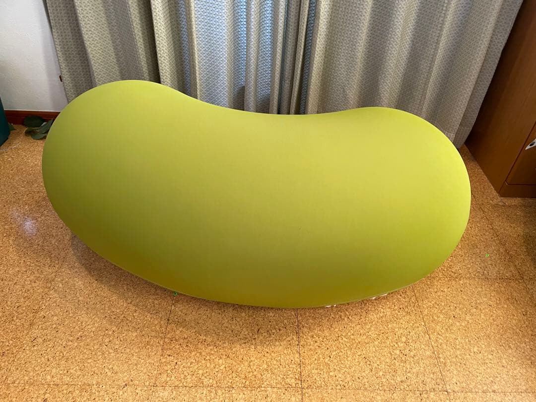 タトビーン　バレリイタリア　スツール