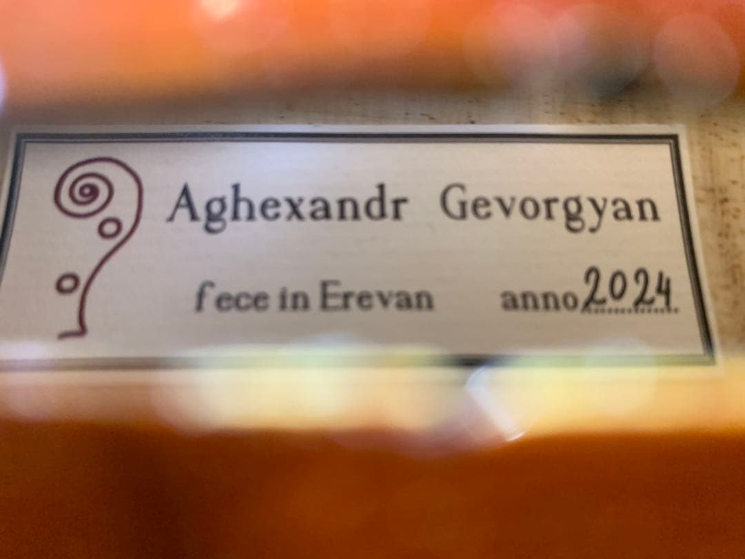 アルメニア製　4/4 フルサイズ　バイオリン　セット 裏板一枚板