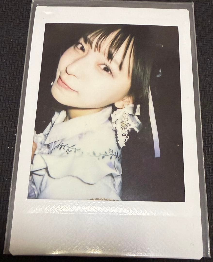 塩川莉世 チェキ - メルカリ