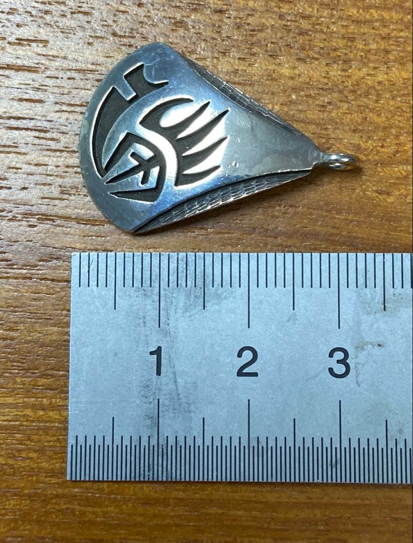 ホピ族 シルバーペンダントトップ ベアハンド柄 中古品 インディアン