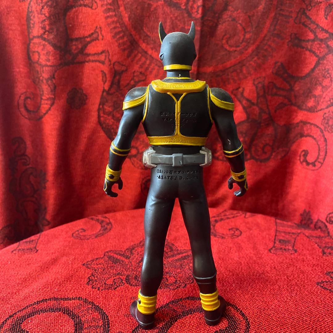 仮面ライダークウガ ライジングマイティ ソフビ - メルカリ