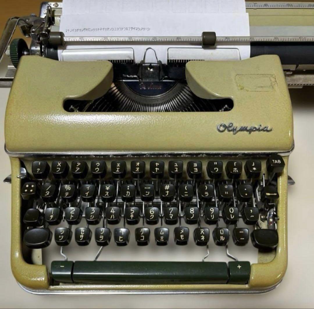 Olympia オリンピア タイプライター 手動タイプライター アンティーク