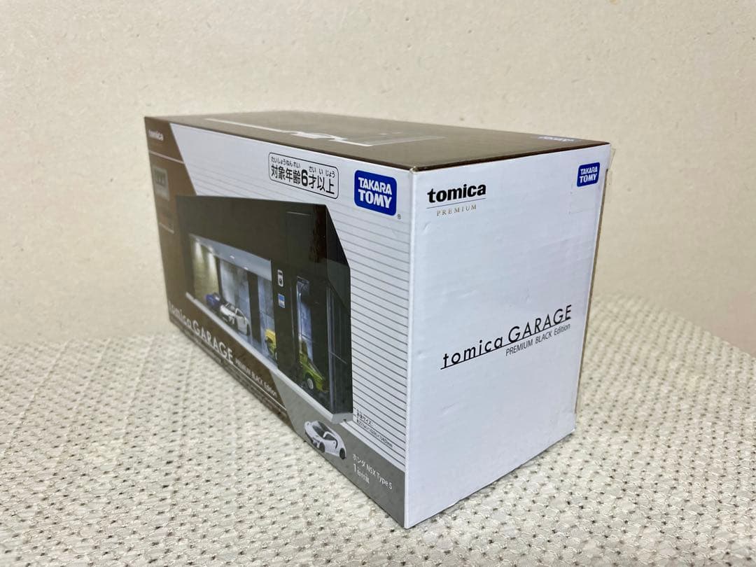 【開封済・NSX付き】トミカガレージPREMIUM BLACK Edition