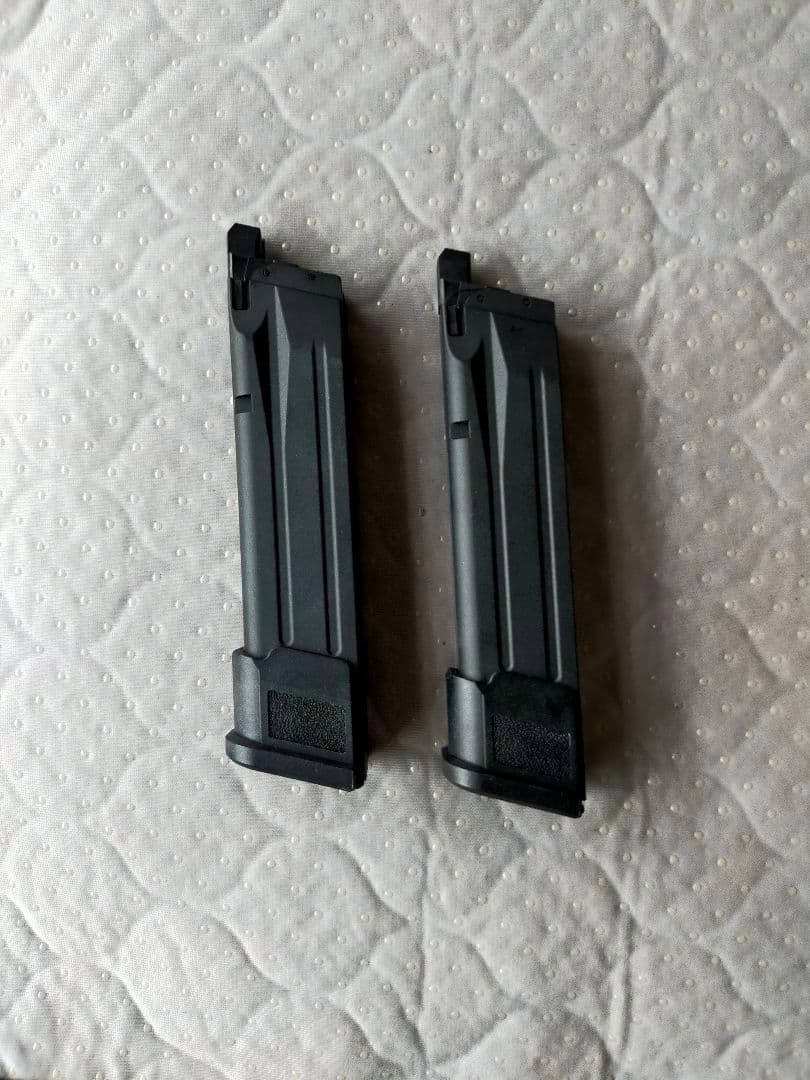 SIG M17 M18 co2マガジン ライラックス BK 2本セット