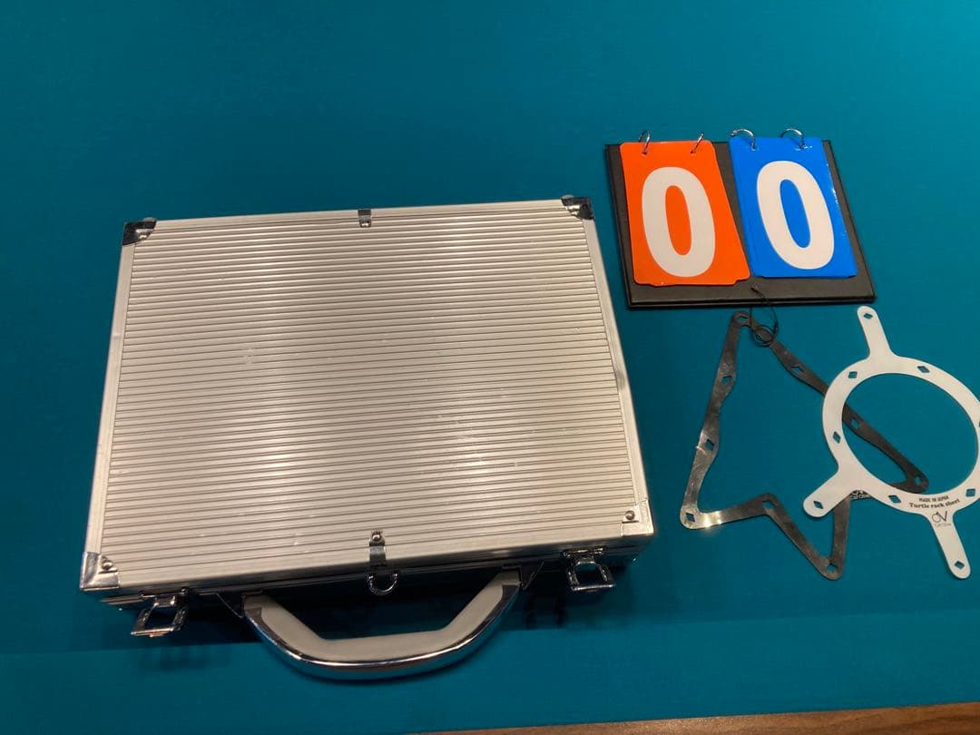 ビリヤードボールセット 16個 アルミケース付き