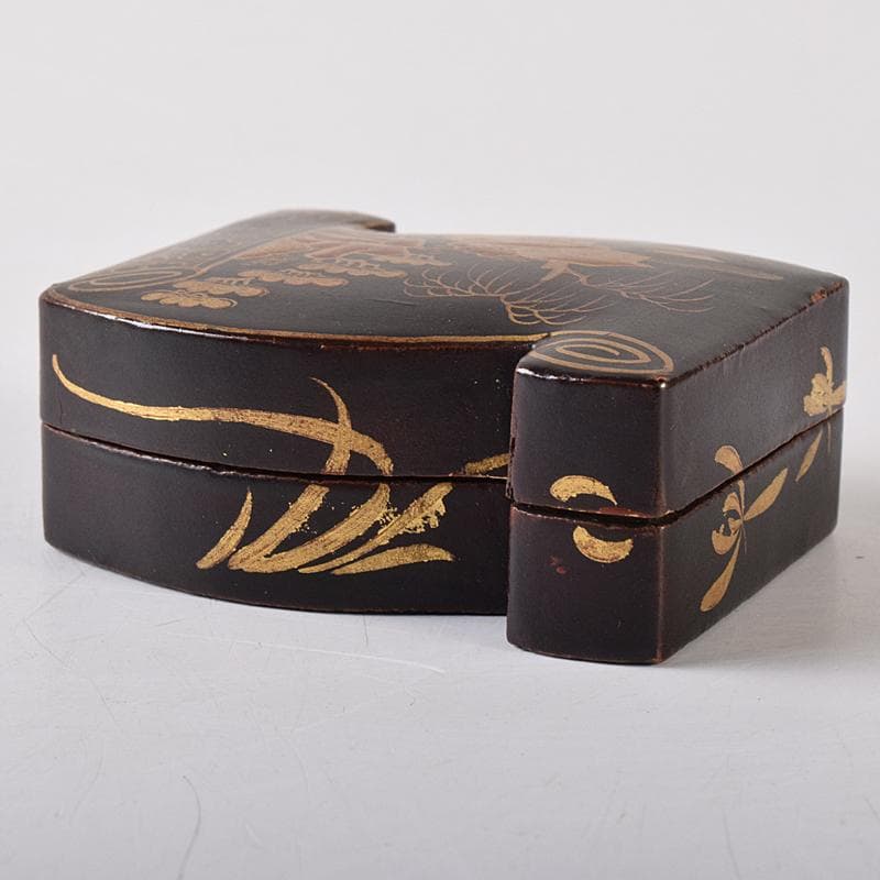 茶道具　唐物　山水蒔絵　巻物形香合　箱付　V　R8424