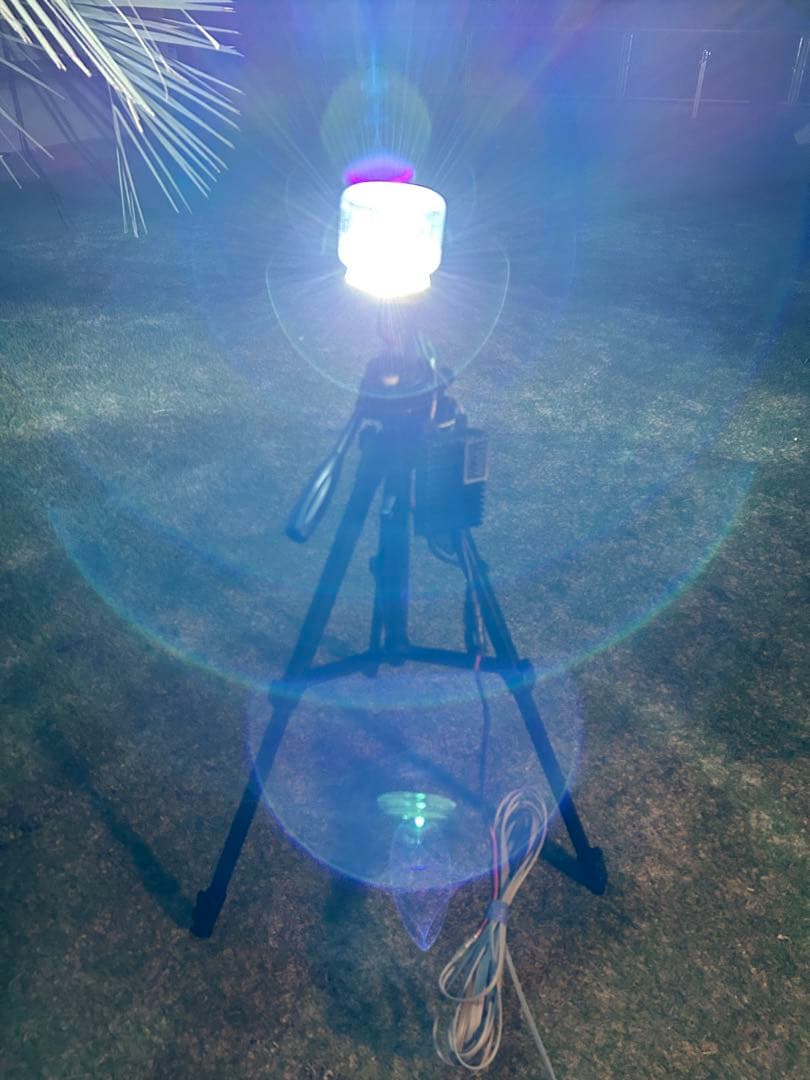 灯火採集 三脚型 ライトトラップ HID 100w 紫外線放出加工済