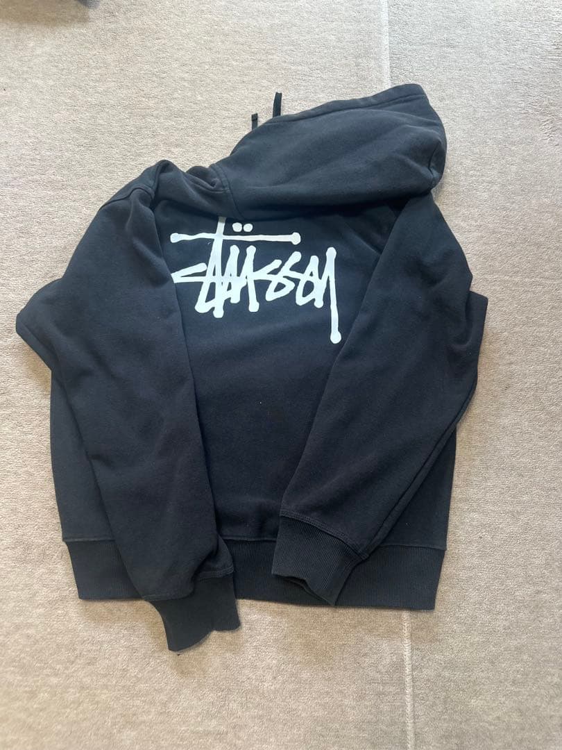 Stüssyジップパーカー　(ステューシー)