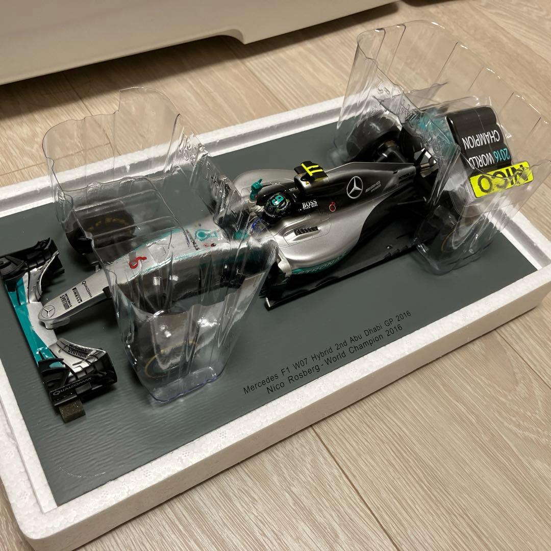 ミニカー Mercedes F1 W07 Hybrid 2016AbuDhabi 1/18