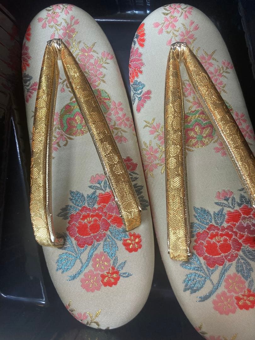 【新品未使用】七五三 草履セット 花柄