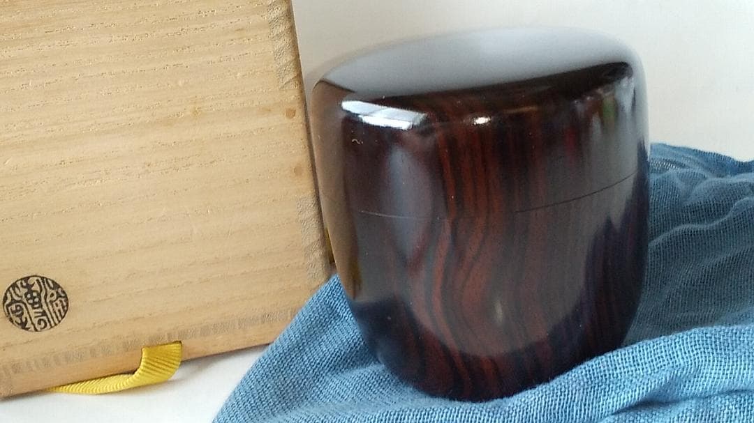 岡本漆専堂 岡本漆園 作 溜塗 中棗 共箱 漆器 漆芸 抹茶 茶道具 美品 です 岡本漆専堂 岡本漆園 作 溜塗 中棗 共箱 漆器 漆芸