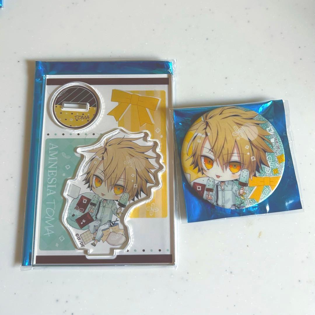 AMNESIA アムネシア アクリルスタンド 缶バッジ トーマ - メルカリ