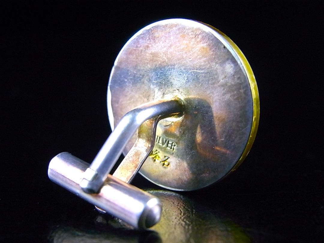 【 E090 】 超名品　人間国宝　鍛金師　奥山峰石作品　金鍍金鳳凰之図銀製手釦