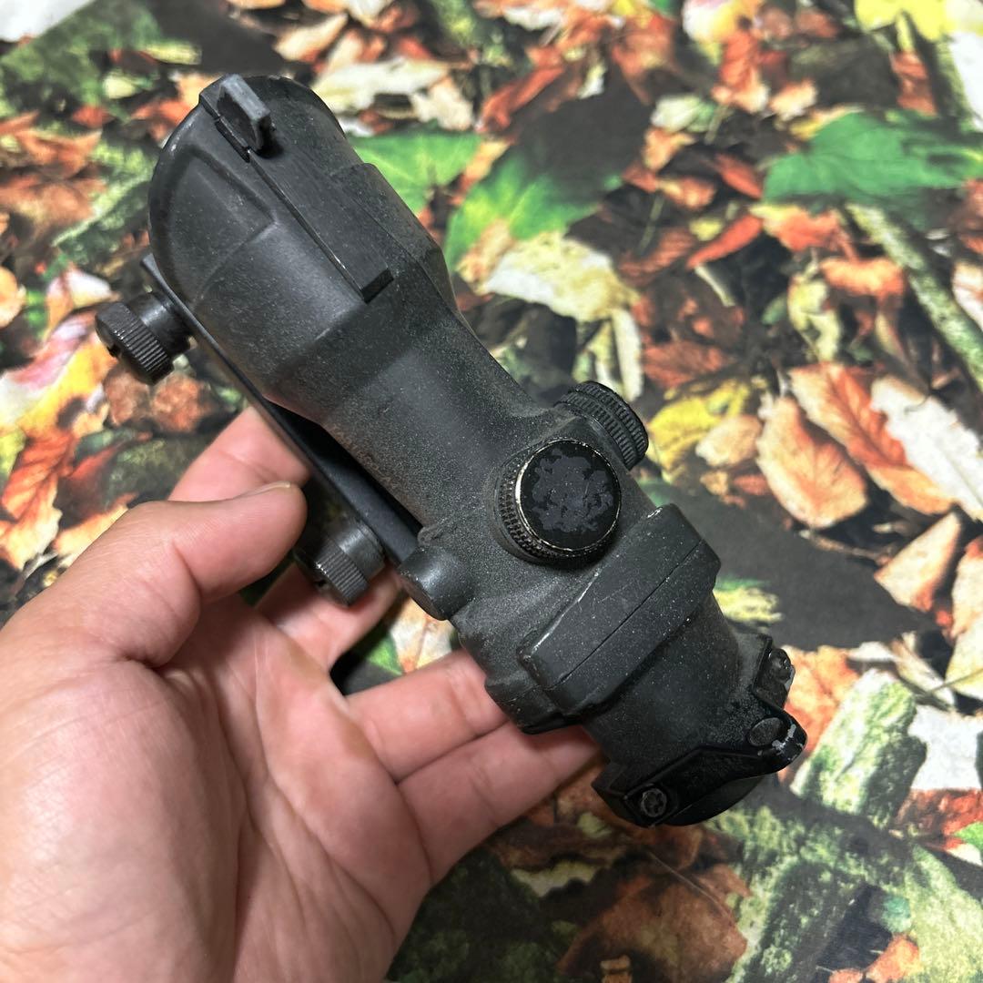 トリジコン Trijicon ACOG 米軍　リアル刻印あり　4倍　スコープ