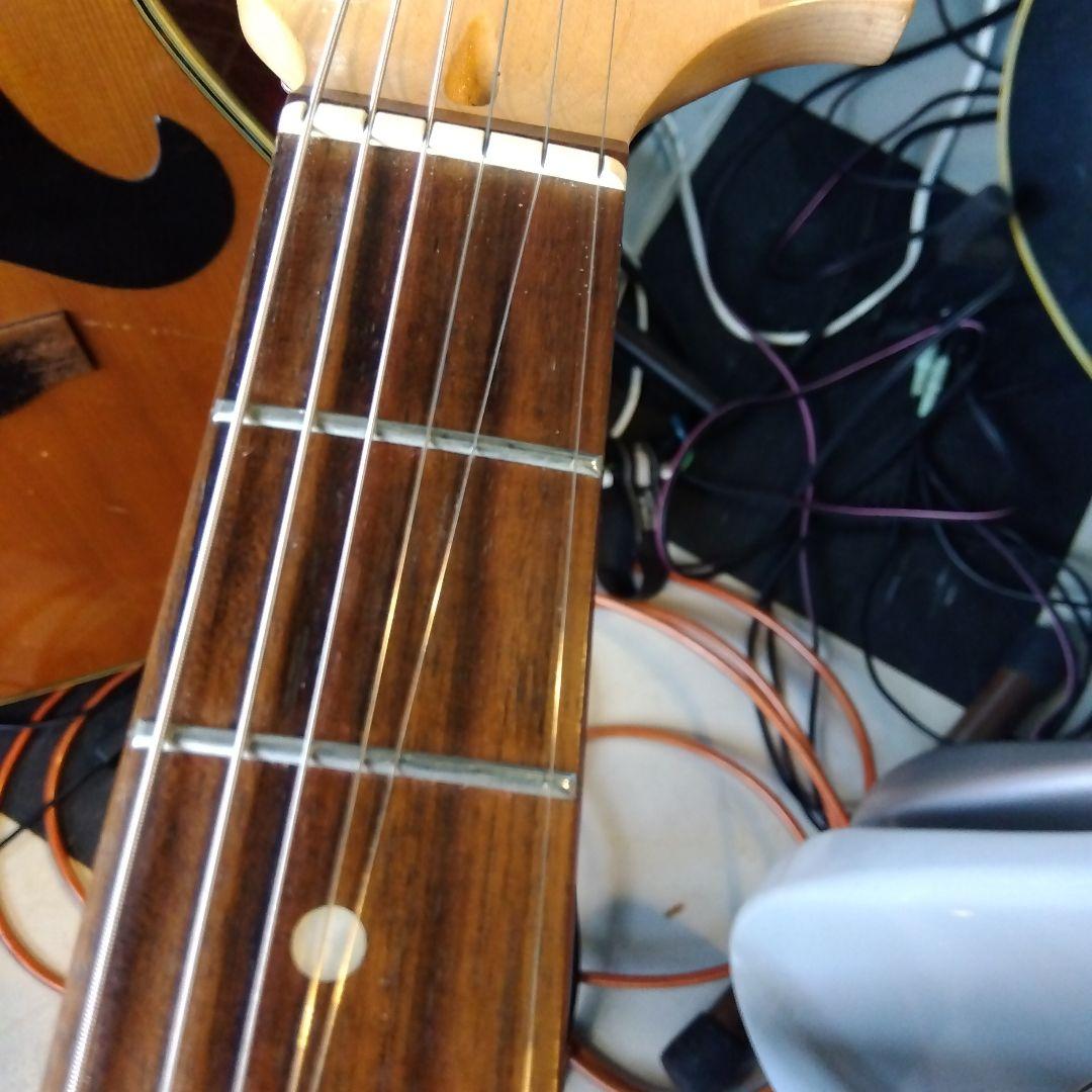 フェンダー、スクワイヤ！ ストラトタイプ…