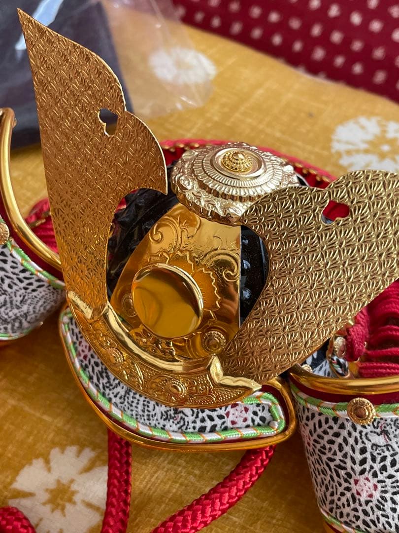 ￼￼ 九谷焼 桜盛 お雛様 ひな人形 陶器　三月 ことの兜五月人形　節句兜セット