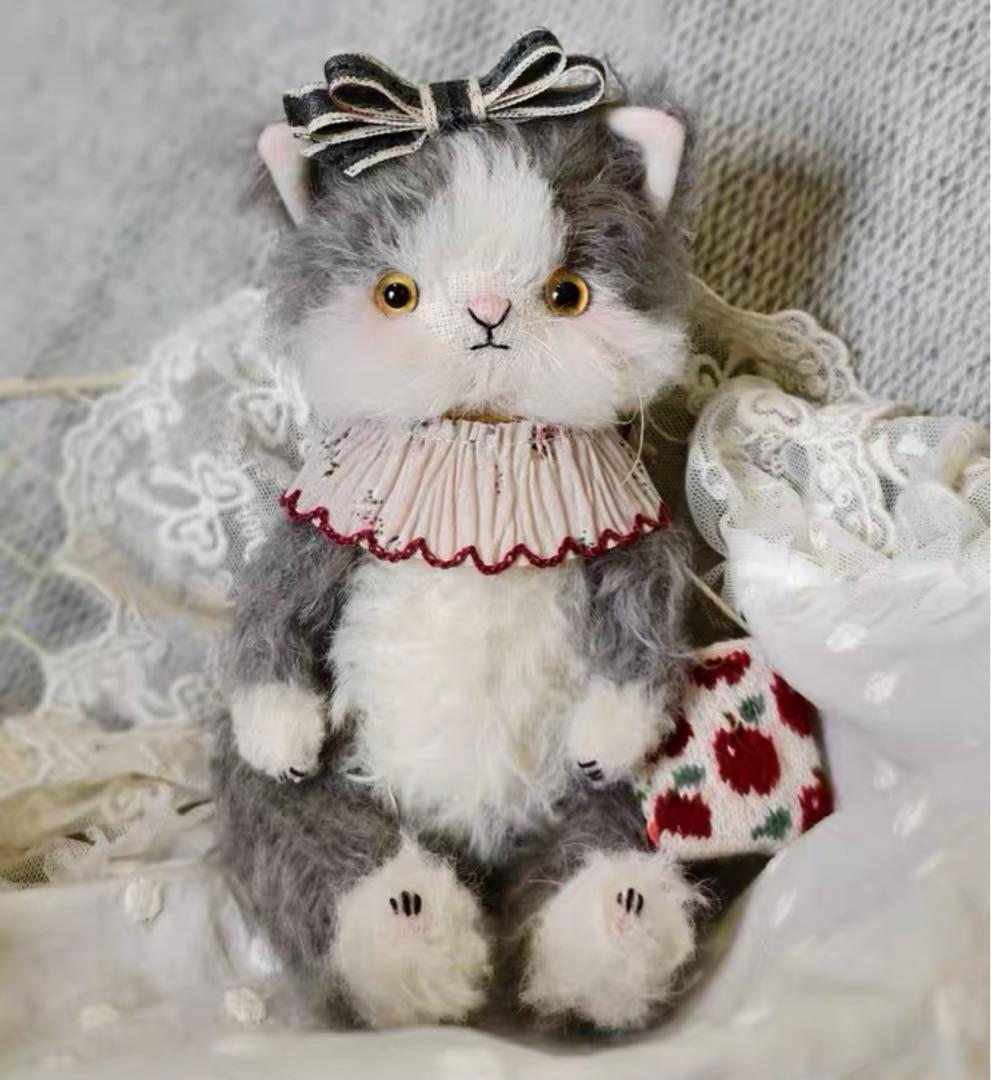 ミックスカラーのねこさん アーティストベア 海外作家様 ハンドメイド