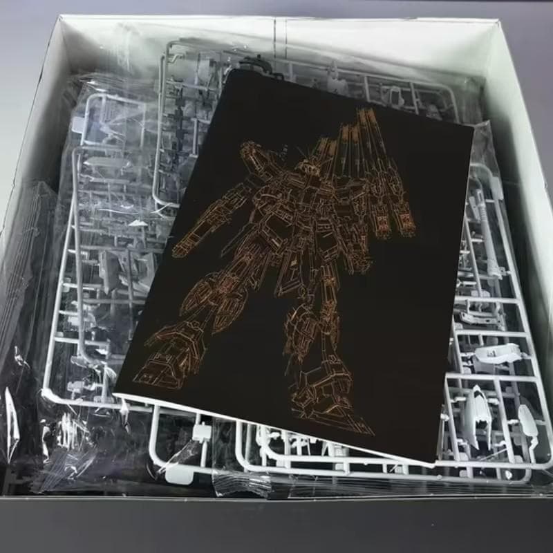 ニューνガンダム1/100人気アニメゲームガンプラモデルキット憧れの逆襲のシャー