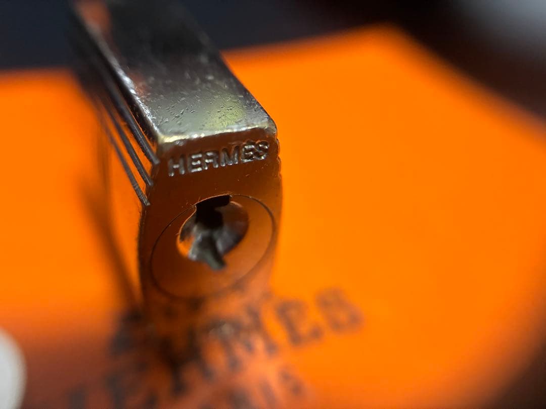 エルメス シルバー カデナ 南京錠 パドロック 鍵 キー NO102 - メルカリ