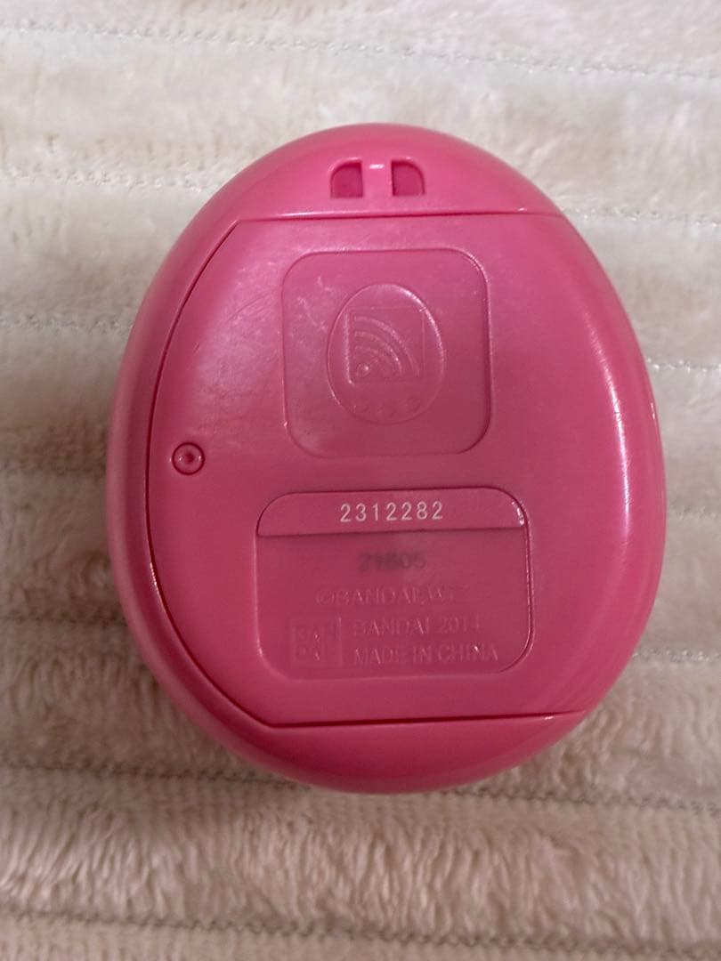 たまごっち 4U+ ローズピンク 着せ替えカバー付き