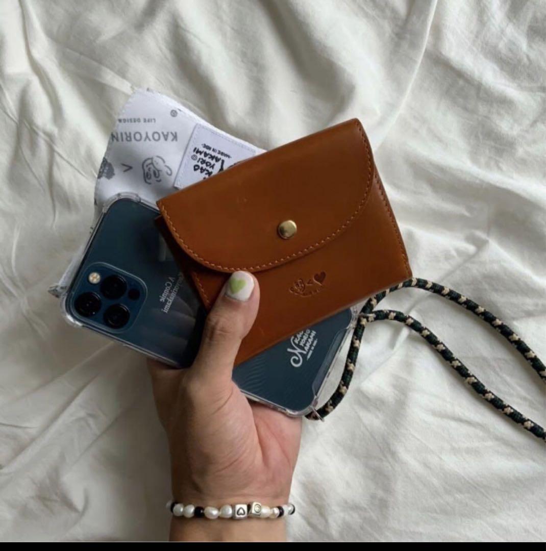 ブラウン】kaoyorinakami レザーウォレット カオナカ