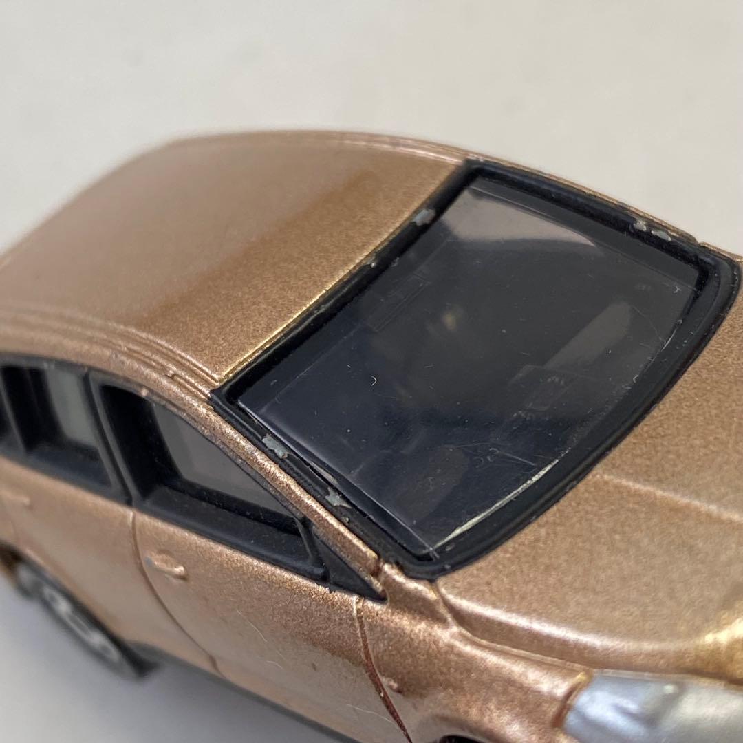 非売品 トミカ 日産 ティーダ シャンパーニューゴールド カラーサンプル 販促品